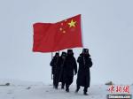 西藏阿里：高原戍边民警在岗位上迎接警察节