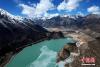 2月16日，西藏昌都然乌湖。（无人机照片）