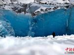 打卡西藏来古冰川 蓝色之美引人游