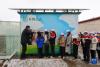 3月21日，那曲市色尼区香茂乡小学的同学们在新启用的净水站打水。新华社记者 姜帆 摄