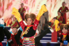 来自西藏山南市贡嘎县的小学生在表演藏族传统舞蹈（8月23日摄）。新华社发（黄智琪 摄）